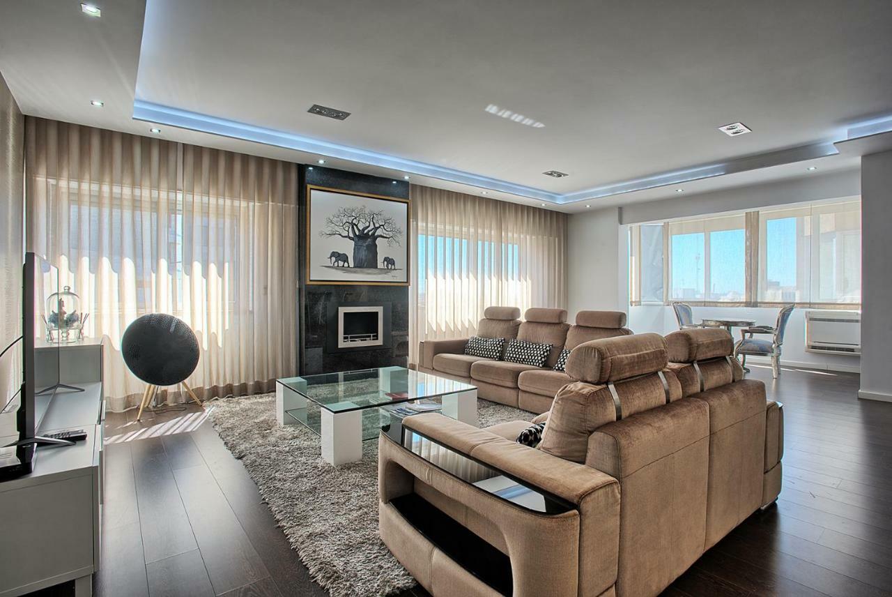 Myplace - Areeiro Apartment